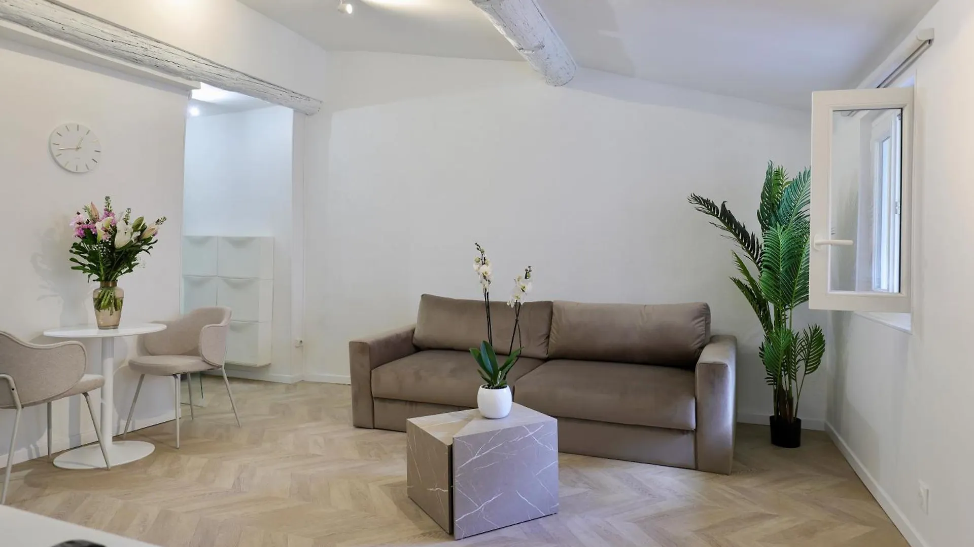 Magnifique Appartement Proche Mer Nice 0*,  France